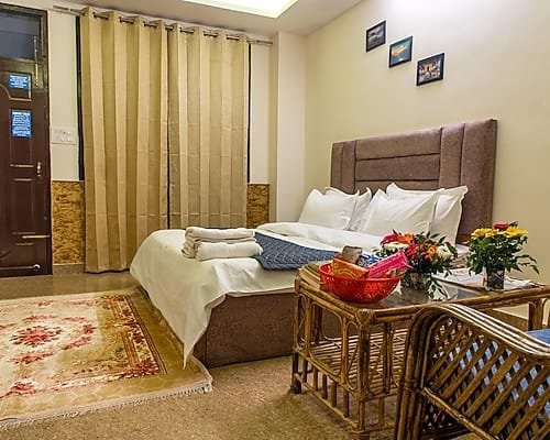 Airbnb in Rishikesh with cozy cottage and private balcony