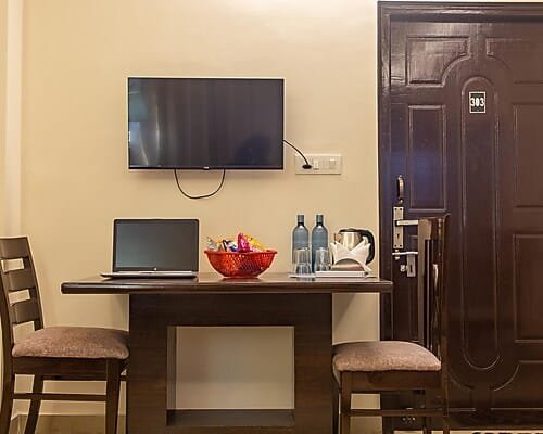 Airbnb in Rishikesh with cozy cottage and private balcony