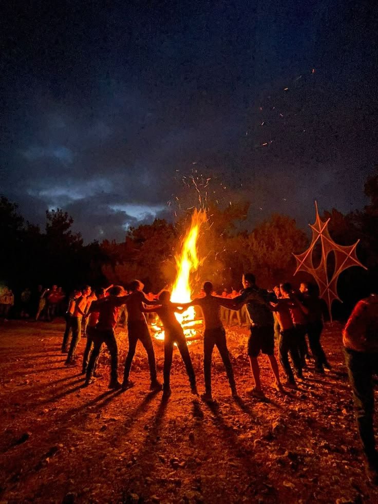 Camping in Rishikesh – best packages with riverside tents and activities